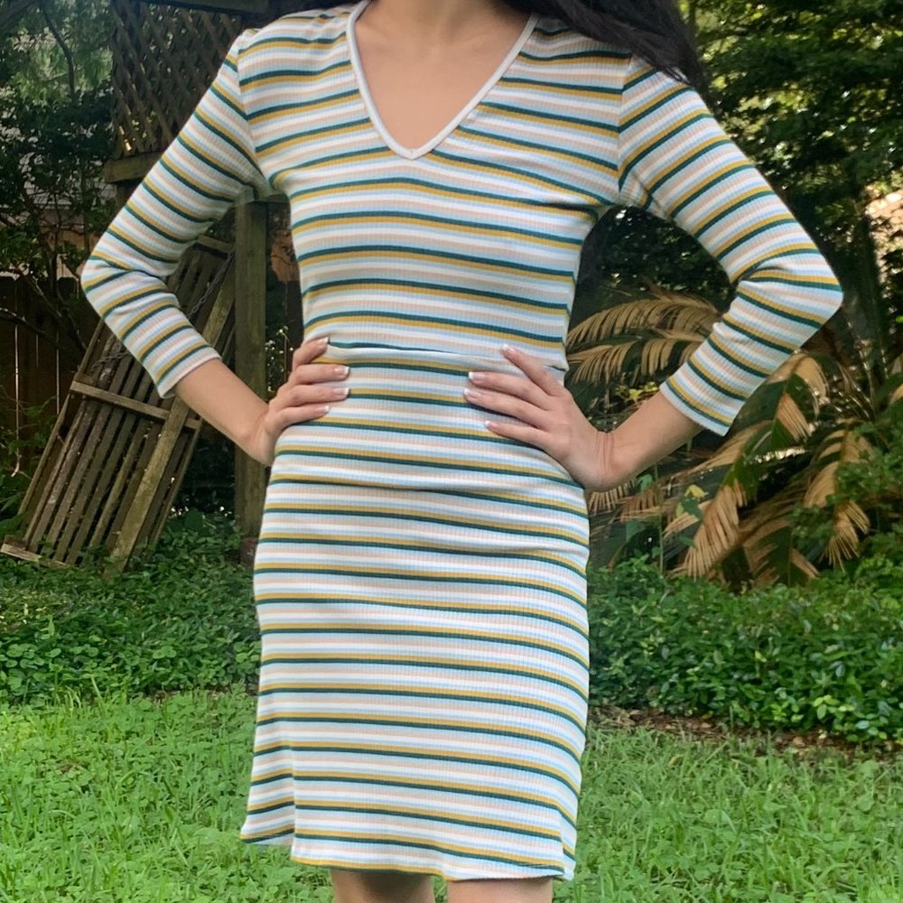 🥑FREE🥑 w/any FP purchase Francescas Alya Long Sleeve Striped Dress in White
